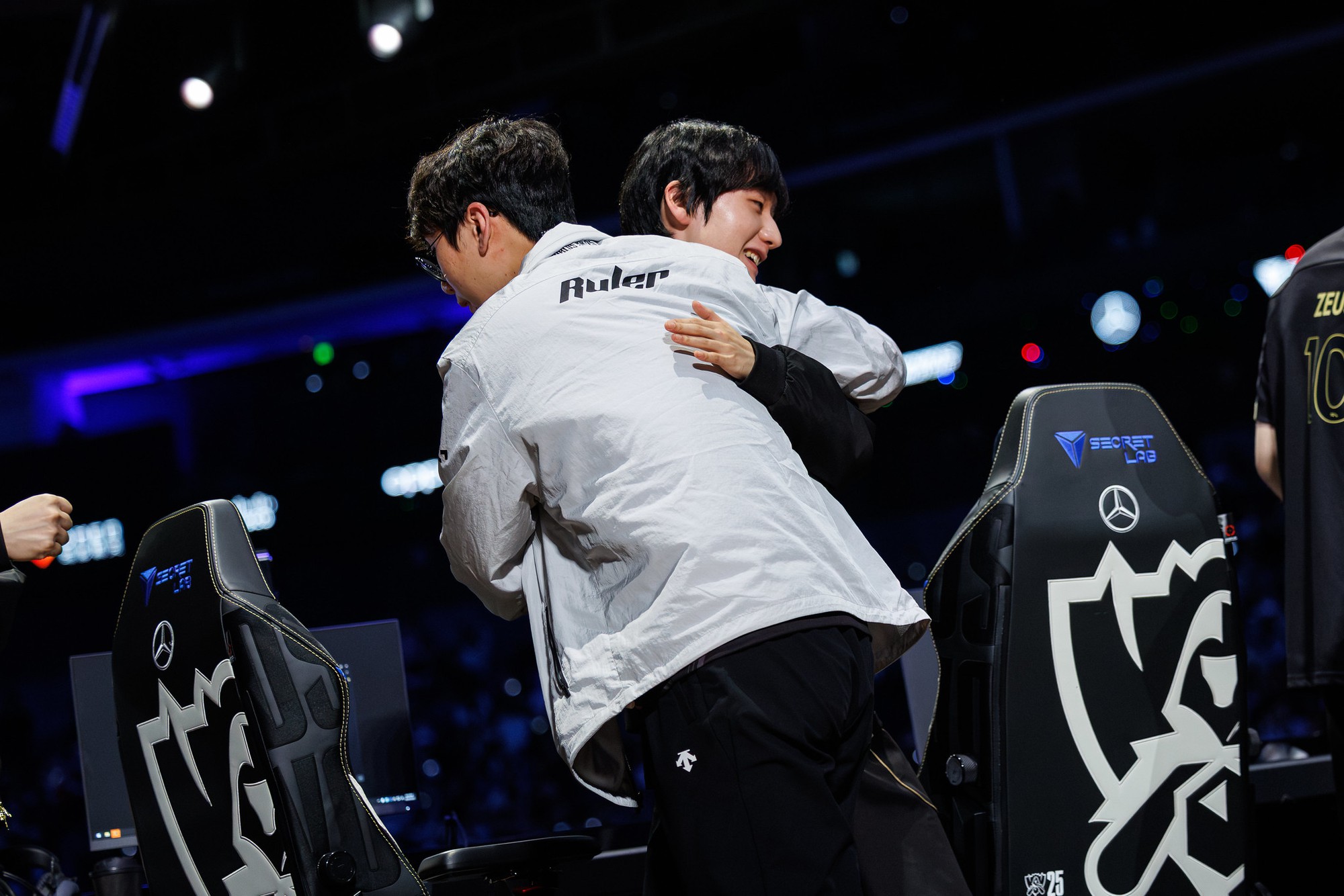 HLE đại bại trước Gen.G nhưng khán giả lo cho T1 hơn- Ảnh 1.