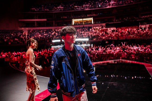 Meta đảo đường có thể nói chính là "sở đoản" của T1 khi triệt tiêu gần như toàn bộ chiến thuật chủ đạo cũng như khả năng của các tuyển thủ T1