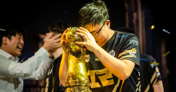 Liên Minh Huyền Thoại