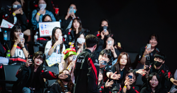 Liên Minh Huyền Thoại