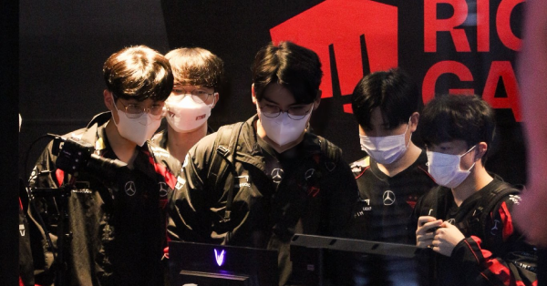 Liên Minh Huyền Thoại