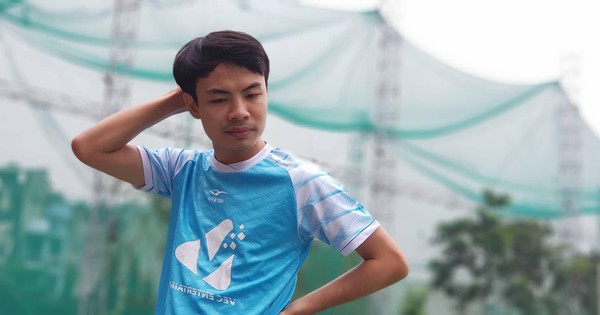 Chiến thắng đầy kịch tính, Cam Quýt cùng đồng đội gửi lời tới đối thủ Mạnh Hào: "Mình mãi bên nhau bạn nhé"