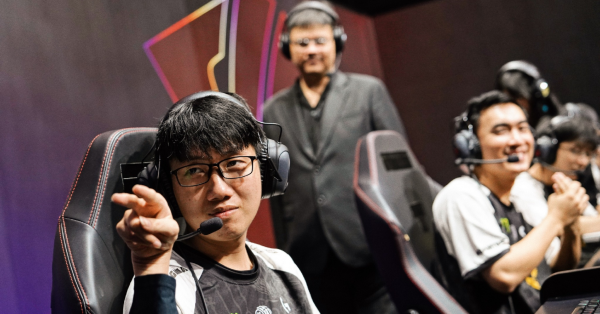 Liên Minh Huyền Thoại