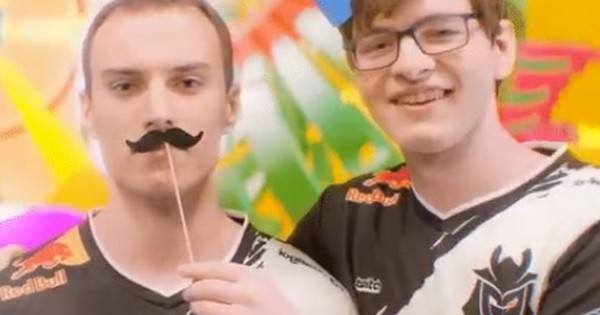 Liên Minh Huyền Thoại