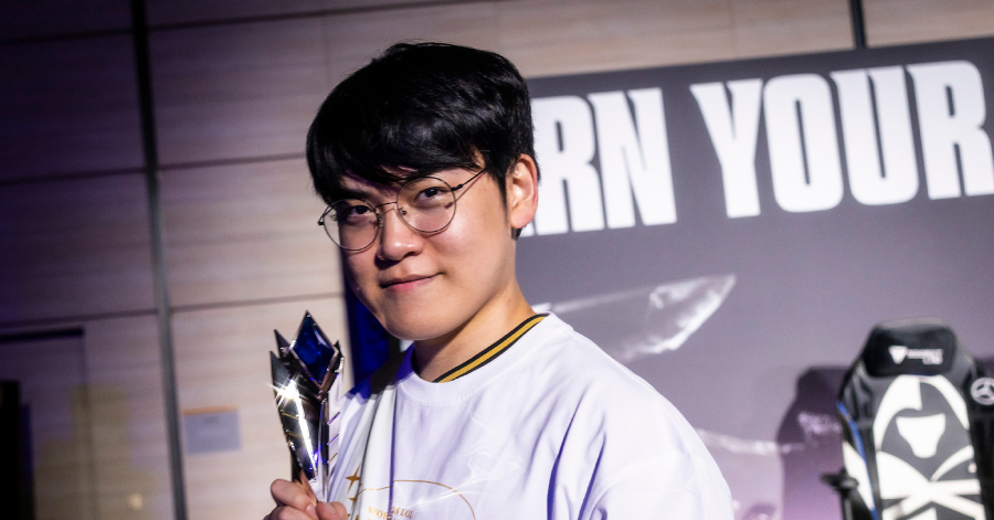 LCK tung phim tài liệu càng khiến cộng đồng bức xúc với T1