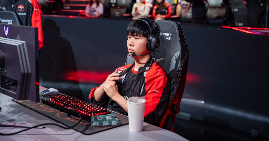 Hình ảnh hậu trường khiến cộng đồng bùng lên nghi vấn NS đang vô cùng "thê thảm"