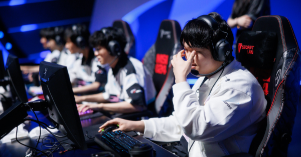 Liên Minh Huyền Thoại