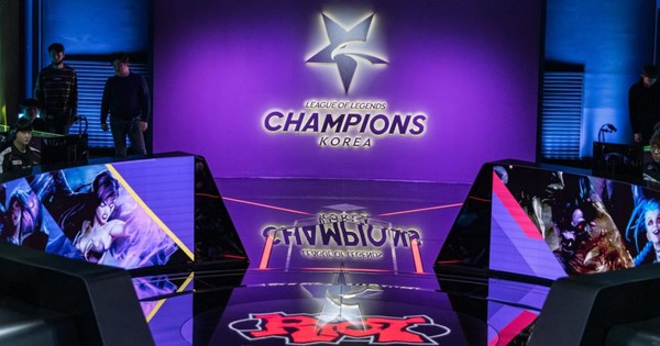 Liên Minh Huyền Thoại