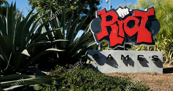 Liên Minh Huyền Thoại