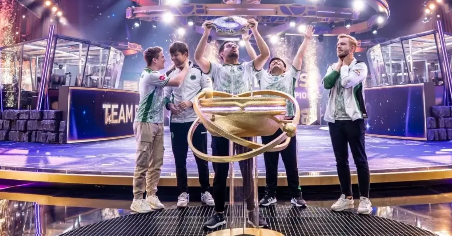 Siêu sao DOTA 2 lập thành tích "vô tiền khoáng hậu" trong lịch sử Esports