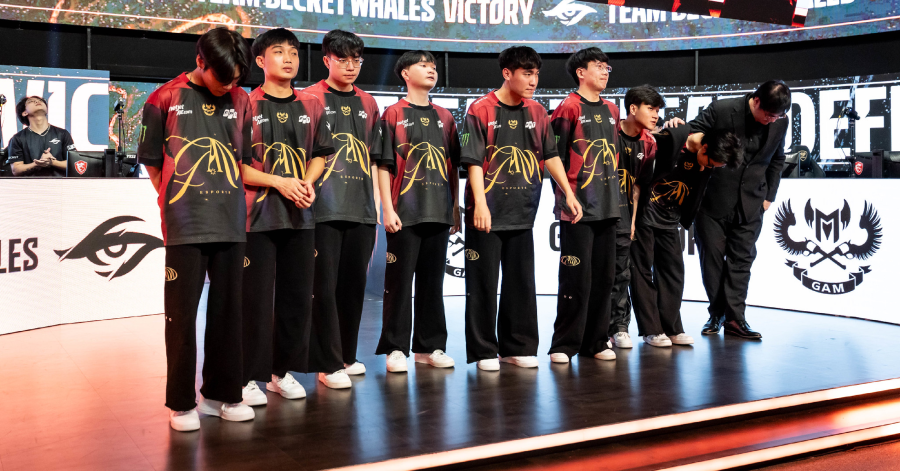 Trong cùng ngày, fan GAM và VCS đón loạt "tin xấu"