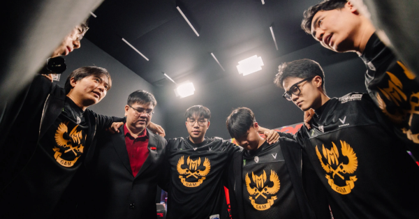 Liên Minh Huyền Thoại