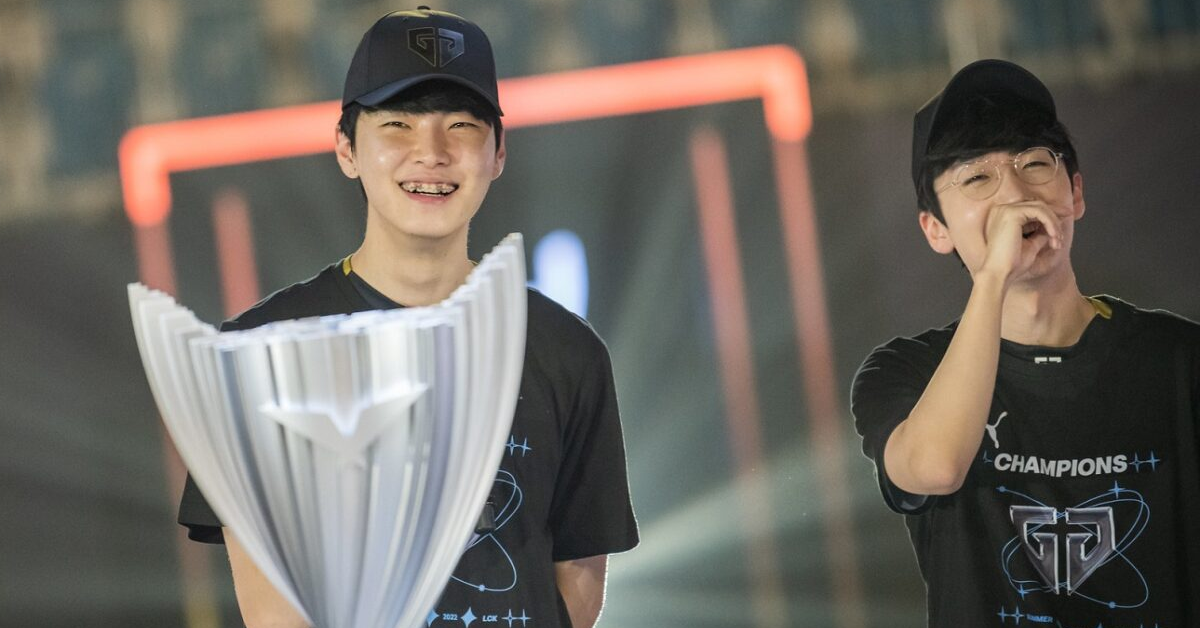 Liên Minh Huyền Thoại