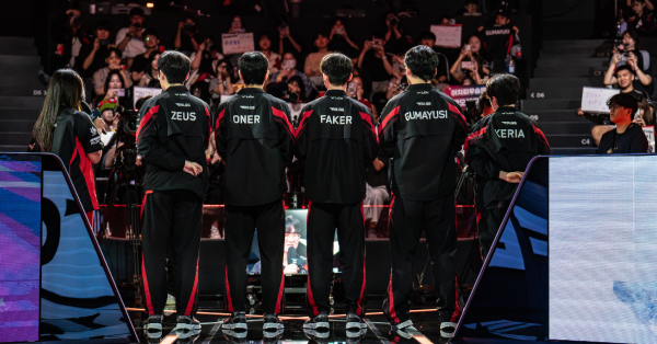 Liên Minh Huyền Thoại