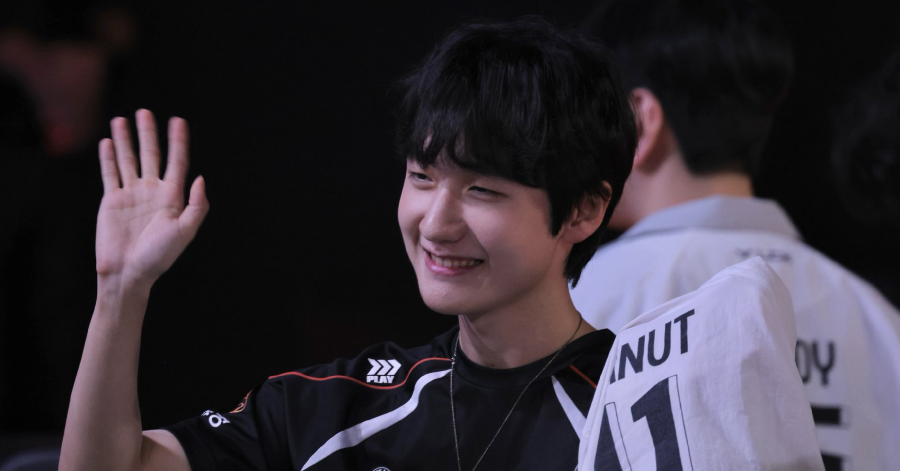 Peanut thông báo "last dance", fan HLE mong "kích hoạt nội tại"