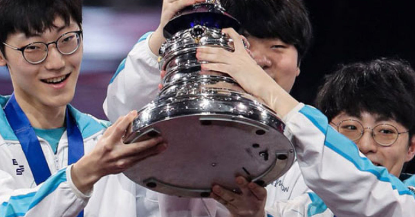 Liên Minh Huyền Thoại