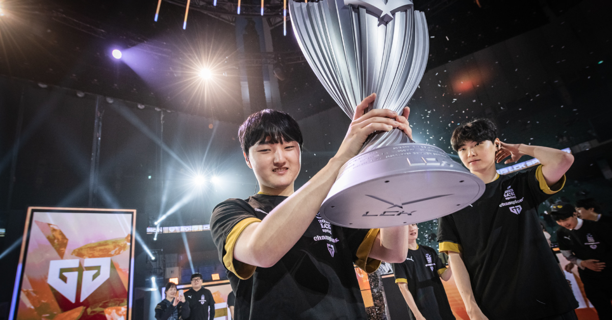 Liên Minh Huyền Thoại