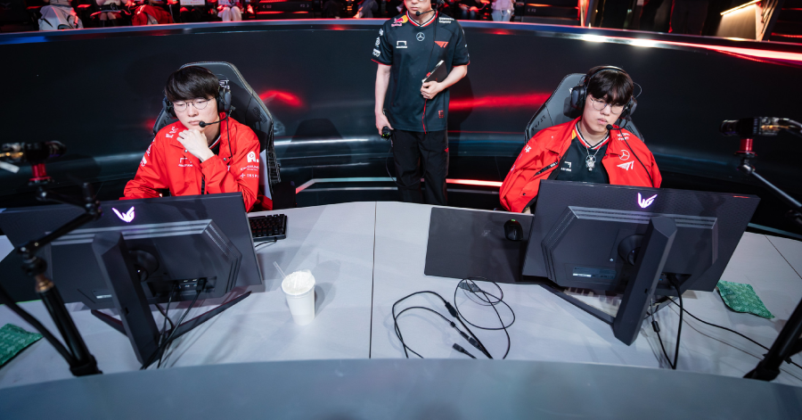 Riot công bố một thành tích "khủng" của các đội LMHT, T1 lại vắng mặt