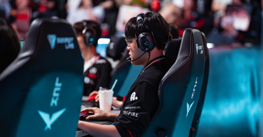 Đại thắng KT nhưng T1 lại là top team hiếm hoi trong toàn cõi LMHT vẫn "đi ngược số đông"