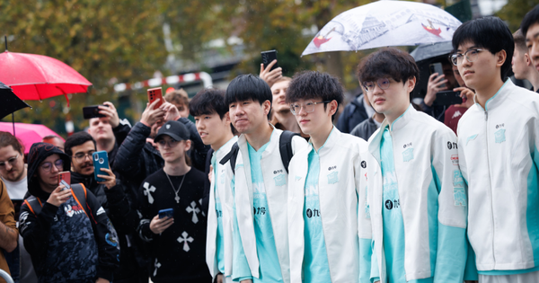 Tin chuyển nhượng 30/11: Cựu vương CKTG tiếp tục bị đòi nợ, một "siêu chiến đội" ra đời