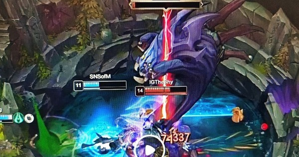 Liên Minh Huyền Thoại