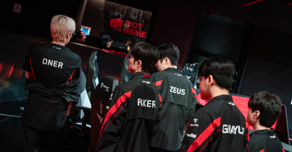 Liên Minh Huyền Thoại